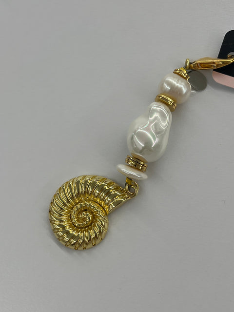 Gold Nautilus Shell with Pearl Scissor Fob