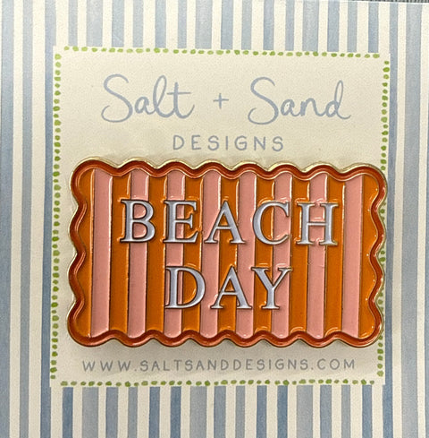 Beach Day Needle Minder
