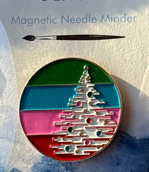 Tree on Stripes Needle Minder