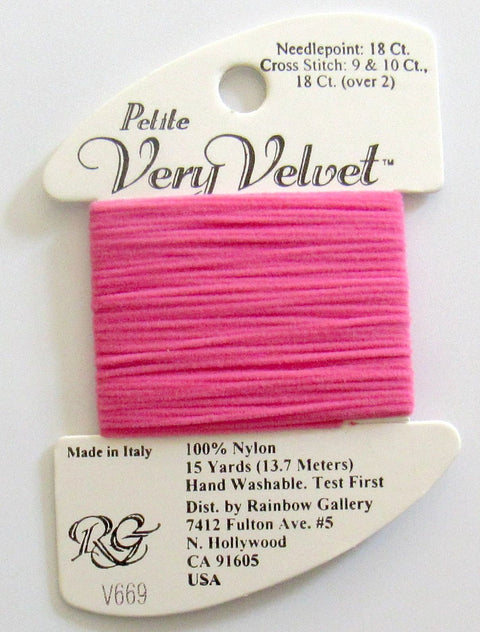 Pet Vry Velvet Med Raspberry