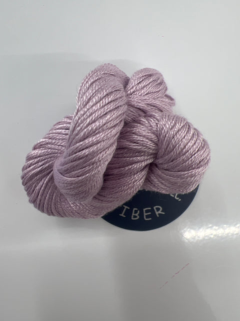 Planet Earth 8-ply 1088 Lavender