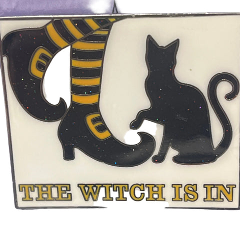 The Witch Is In Needle Minder